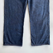 Load image into Gallery viewer, Hugo Boss Jeans W38 L32