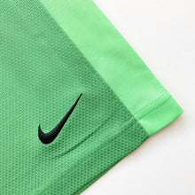 Load image into Gallery viewer, Nike Shorts (M)