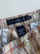 Load image into Gallery viewer, Calvin Klein shorts