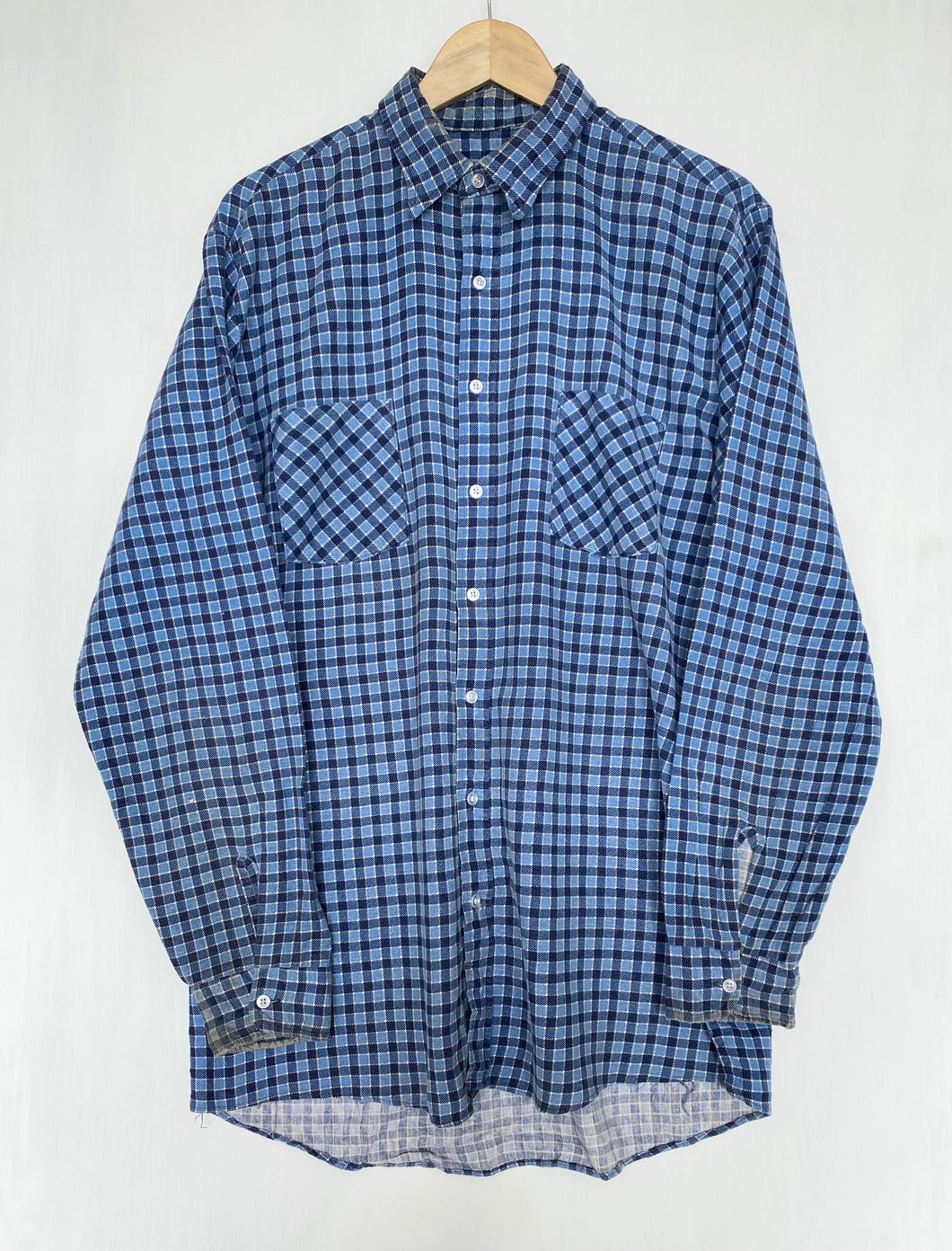 Flannel shirt (L)
