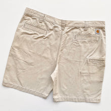 Load image into Gallery viewer, Carhartt Shorts W42