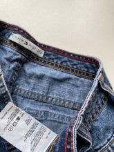 Load image into Gallery viewer, Tommy Hilfiger Jeans W34 L31