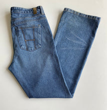 Load image into Gallery viewer, Tommy Hilfiger Jeans W36 L33