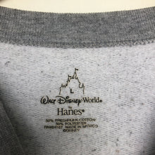 Load image into Gallery viewer, Disney sweatshirt (L)