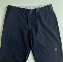 Load image into Gallery viewer, Dickies W42 L29