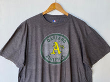 Load image into Gallery viewer, MLB Oakland Athletics t-shirt (XL)