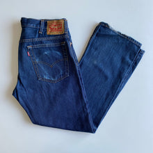 Load image into Gallery viewer, Levi’s 517 W32 L30