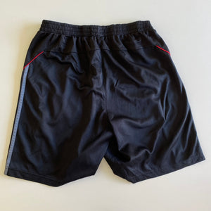 Adidas shorts (M/L)