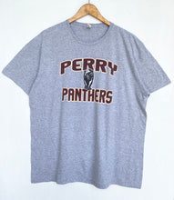 Load image into Gallery viewer, American College t-shirt (XL)