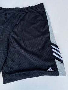 Nike shorts (M)