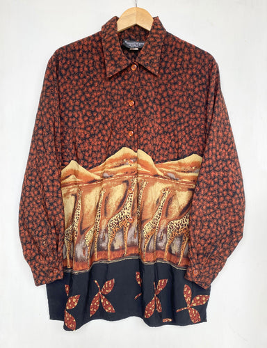Giraffe Crazy Print Shirt (XL)