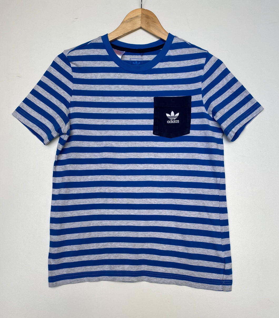 Adidas t-shirt (XS)