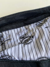 Load image into Gallery viewer, Women&#39;s Dickies W30 L32