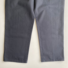 Load image into Gallery viewer, Dickies W38 L32