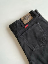 Load image into Gallery viewer, Wrangler Jeans W36 L30
