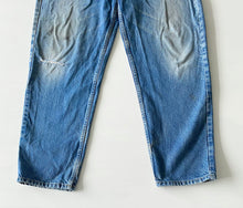 Load image into Gallery viewer, Carhartt Jeans W36 L30