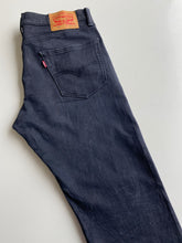Load image into Gallery viewer, Levi’s 502 W34 L30
