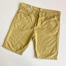 Load image into Gallery viewer, Levis 508 shorts
