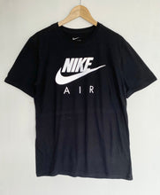 Load image into Gallery viewer, Nike t-shirt (L)