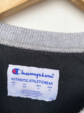 Load image into Gallery viewer, Champion sweatshirt (M)