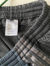 Load image into Gallery viewer, Adidas joggers (XL)