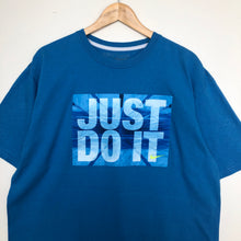 Load image into Gallery viewer, Nike t-shirt (XL)