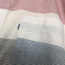 Load image into Gallery viewer, Levi’s shirt (L)