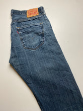 Load image into Gallery viewer, Levi’s 501 W34 L32