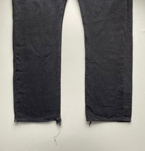 Load image into Gallery viewer, Levi’s 501 W38 L30