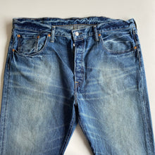 Load image into Gallery viewer, Levi’s 501 W38 L30