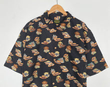 Load image into Gallery viewer, Crazy Print Shirt (L)