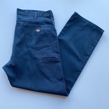 Load image into Gallery viewer, Dickies W38 L30