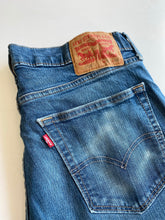 Load image into Gallery viewer, Levi’s 559 W32 L34