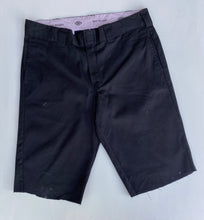 Load image into Gallery viewer, Dickies Shorts W34