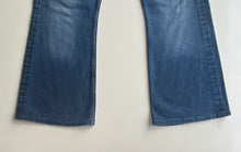 Load image into Gallery viewer, Tommy Hilfiger Jeans W33 L34