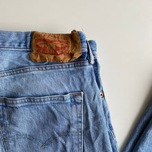 Load image into Gallery viewer, Levi’s 501 W36 L32