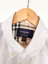 Load image into Gallery viewer, Burberry shirt (M)