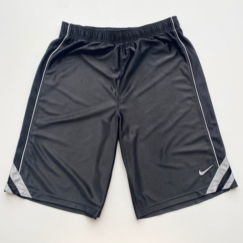Nike shorts (XL)
