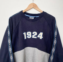 Load image into Gallery viewer, Umbro Reworked Sweatshirt (M)