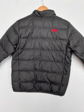 Load image into Gallery viewer, The North Face puffa coat (S)