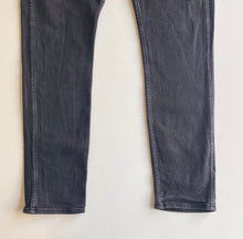 Load image into Gallery viewer, Levi’s Line 8 W33 L30