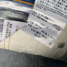 Load image into Gallery viewer, Levi’s 501 W29 L28