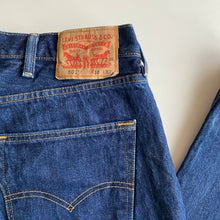 Load image into Gallery viewer, Levi&#39;s 501 W38 L32