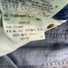 Load image into Gallery viewer, Levi’s 501 W34 L29