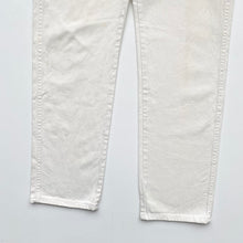 Load image into Gallery viewer, Wrangler Jeans W30 L32