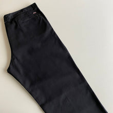 Load image into Gallery viewer, Dickies W42 L30