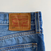 Load image into Gallery viewer, 90s Levi’s high waisted shorts
