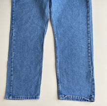 Load image into Gallery viewer, Wrangler Jeans W36 L30