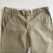 Load image into Gallery viewer, Dickies W42 L30