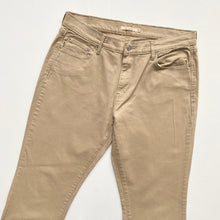Load image into Gallery viewer, Levi’s 505 W33 L32